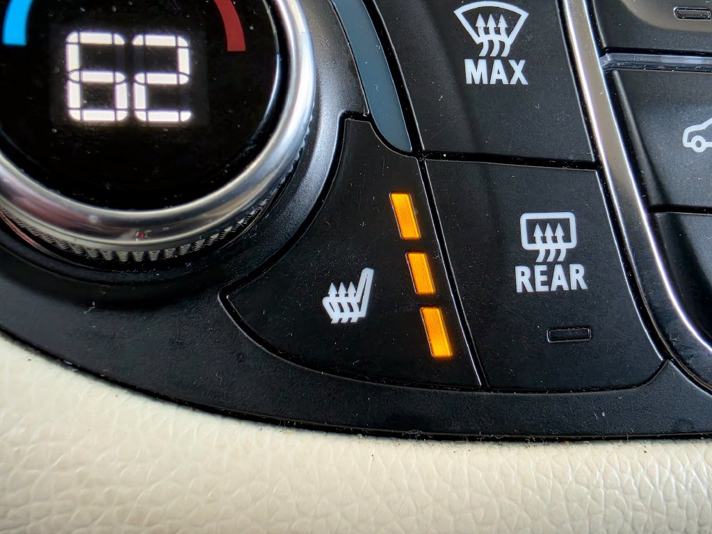 Used 2024 Chevrolet Malibu LT FWD image 54