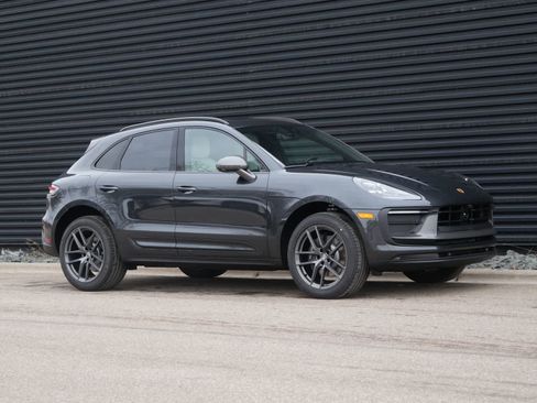 New 2026 Porsche Macan Turbo image 27