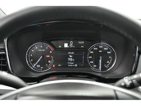 Certified 2025 Cadillac XT5 Premium Luxury image 39