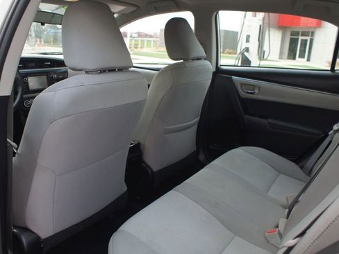 Used 2016 Toyota Corolla CE image 9