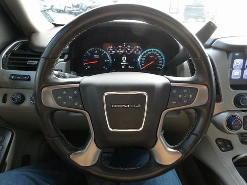 Used 2019 GMC Yukon XL Denali w/ Open Road Package image 42