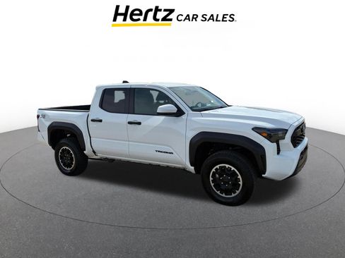 Used 2025 Toyota Tacoma TRD Off-Road AWD/4WD image 1