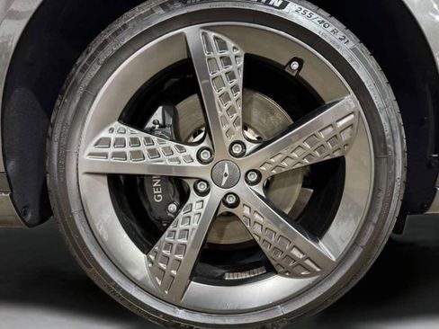 Used 2025 Genesis GV70 3.5T Sport w/ Sport Prestige Package image 35