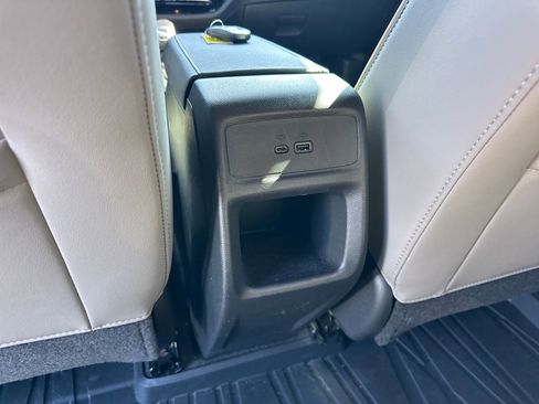 Used 2025 Buick Envista Avenir FWD image 17