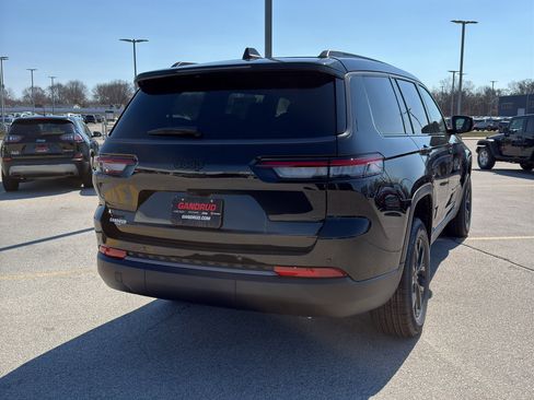 New 2026 Jeep Grand Cherokee L 4WD image 5