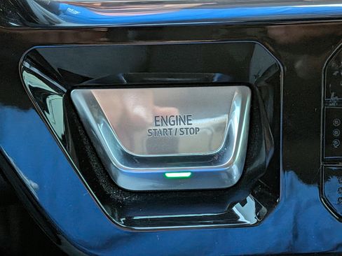 Used 2024 GMC Sierra 2500 Denali w/ Denali Reserve Package image 27