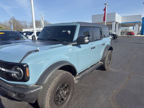 Used 2022 Ford Bronco Wildtrak image 1