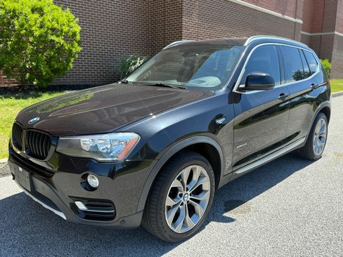 Used 2017 BMW X3 xDrive28i AWD/4WD image 1