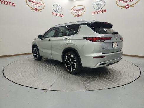 Used 2022 Mitsubishi Outlander SEL image 6