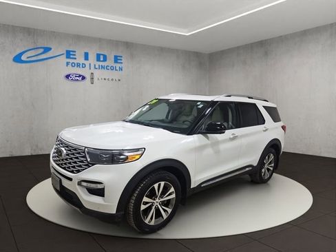 Used 2020 Ford Explorer Platinum w/ Premium Technology Package image 6
