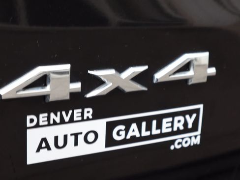 Used 2018 Jeep Grand Cherokee Laredo AWD/4WD image 23