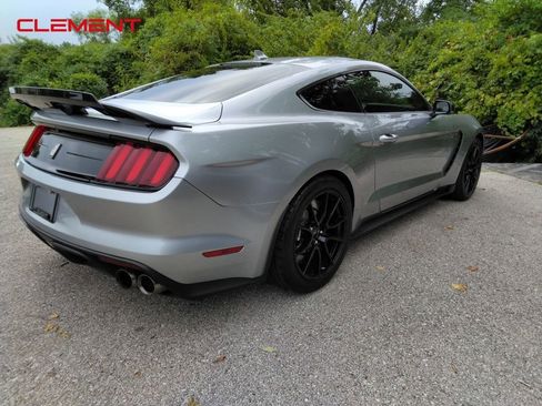 Used 2020 Ford Mustang Shelby GT350 w/ Technology Package image 4