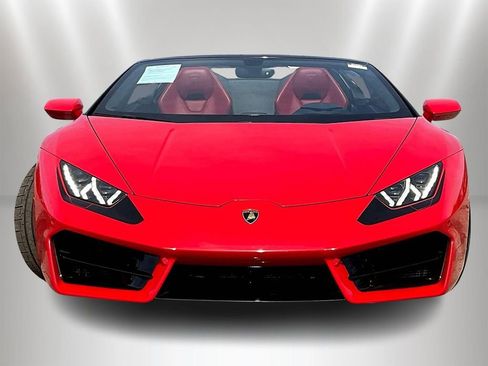 Used 2018 Lamborghini Huracan LP 580-2 RWD image 2