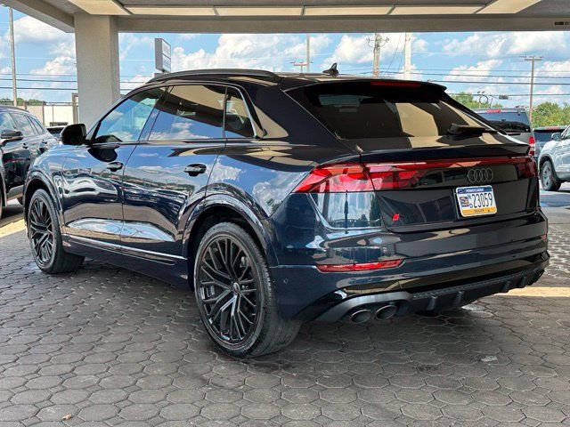 Used 2025 Audi SQ8 Prestige AWD/4WD image 24