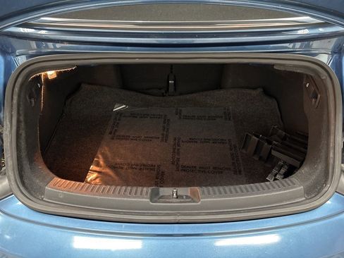 Used 2018 Volkswagen Beetle 2.0T S image 35