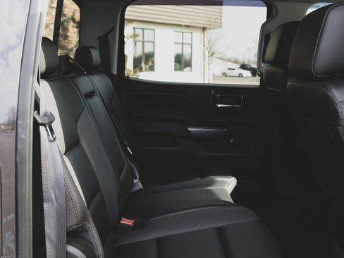 Used 2016 GMC Sierra 1500 SLT w/ All-Terrain Package image 32