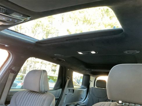 Used 2024 Hyundai Palisade Calligraphy image 22