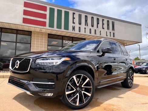 Used 2018 Volvo XC90 T6 Momentum w/ Convenience Package AWD/4WD image 1