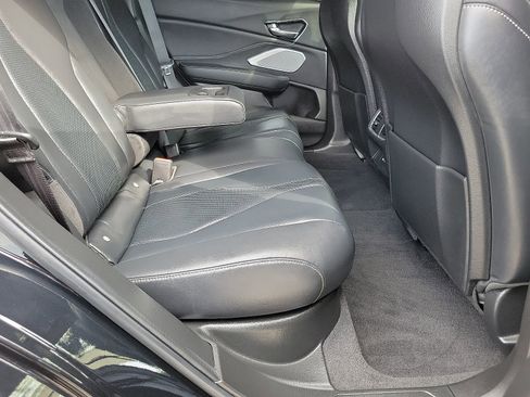 Used 2024 Acura RDX SH-AWD w/ Technology Package image 18