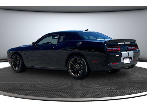 Used 2023 Dodge Challenger SRT Hellcat RWD image 19