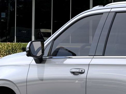 New 2026 Chevrolet Tahoe LT w/ Comfort Package AWD/4WD image 12