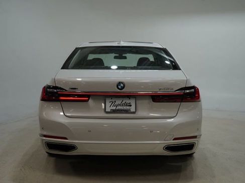 Used 2020 BMW 745e xDrive image 6
