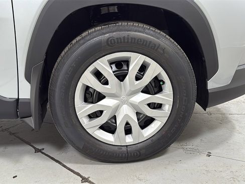 New 2026 Toyota Corolla Cross L image 21