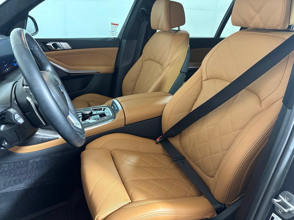 Certified 2026 BMW X7 xDrive40i AWD/4WD image 22
