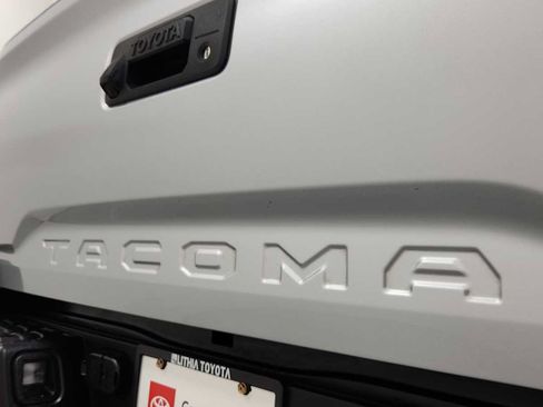 Certified 2022 Toyota Tacoma SR RWD image 25