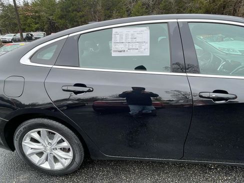 Used 2021 Chevrolet Malibu LT image 10