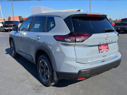 New 2026 Nissan Rogue SV image 6