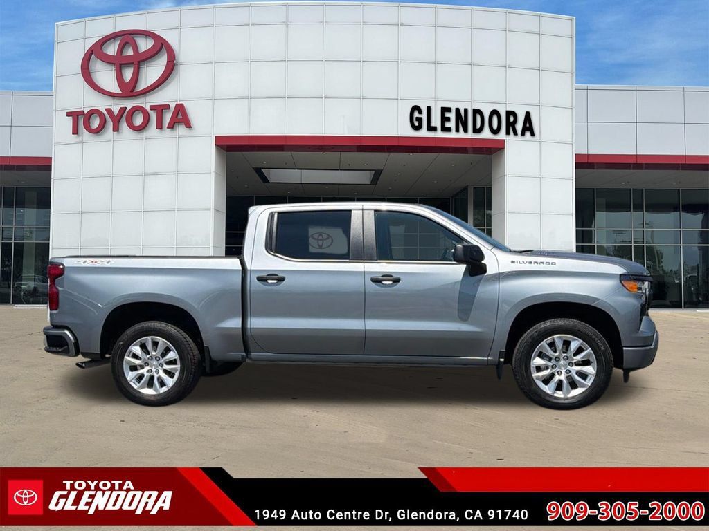 Used 2026 Chevrolet Silverado 1500 Custom AWD/4WD image 12