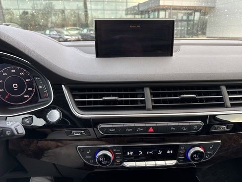 Used 2018 Audi Q7 3.0T Prestige w/ Prestige Package image 15
