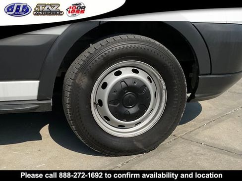 Used 2016 Ford Transit 150 XL image 9