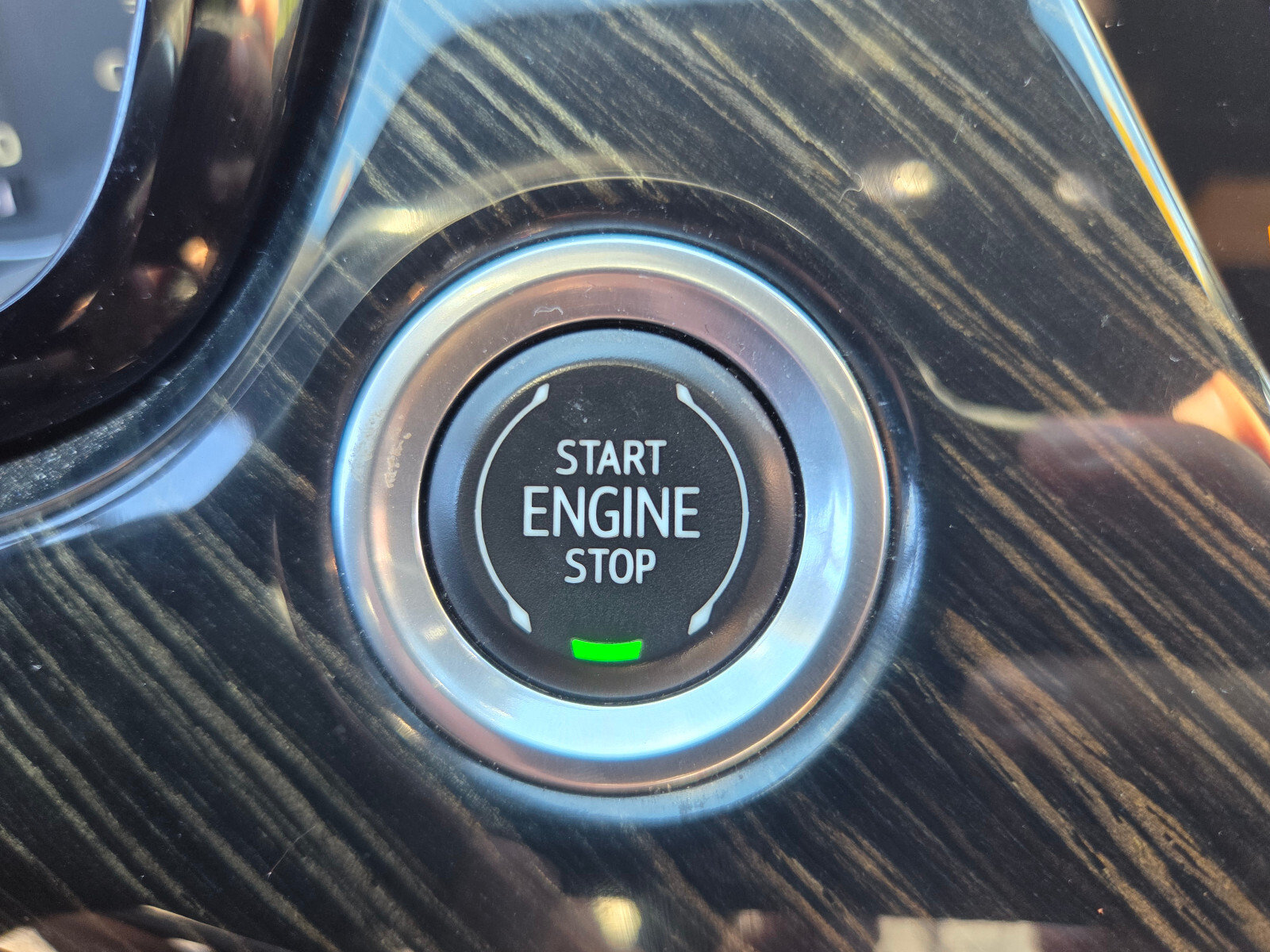Used 2021 Cadillac XT6 Premium Luxury FWD image 35