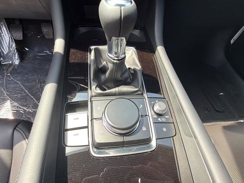 New 2026 MAZDA MAZDA3 2.5 S Hatchback w/ Premium Pkg image 24