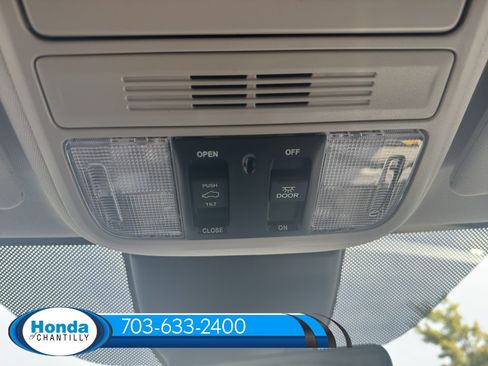 New 2026 Honda Odyssey Touring image 19