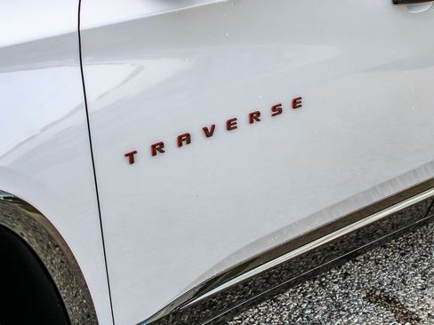 Used 2018 Chevrolet Traverse Premier w/ Redline Edition AWD/4WD image 14