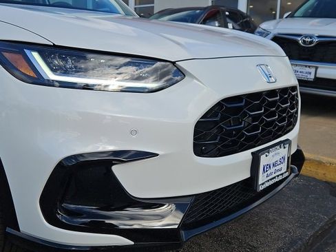 Used 2026 Honda HR-V EX-L image 4