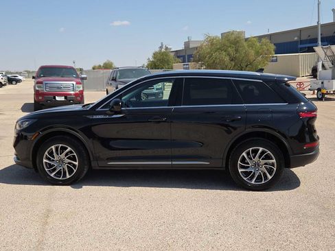 Used 2022 Lincoln Corsair FWD w/ Equipment Group 101A image 5