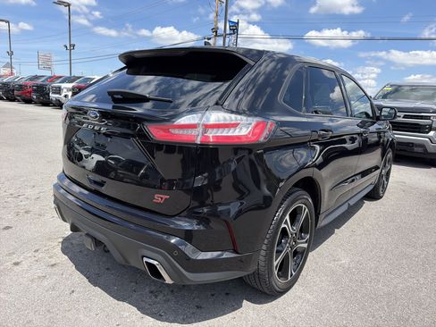 Used 2022 Ford Edge ST AWD/4WD image 6