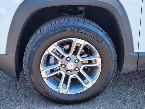 Used 2025 GMC Terrain Elevation AWD/4WD image 8