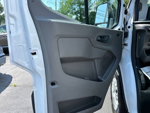 Used 2025 Ford Transit 250 Low Roof w/ Exterior Upgrade Package RWD image 10