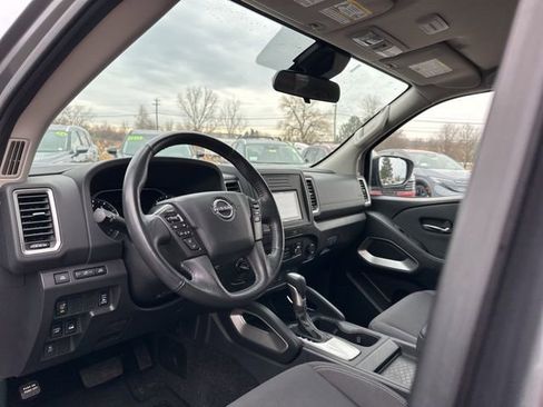 Used 2022 Nissan Frontier SV w/ Technology Package image 20