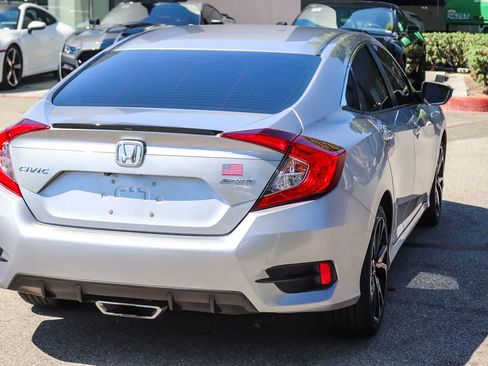 Used 2019 Honda Civic Sport image 4