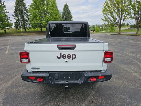 Used 2022 Jeep Gladiator Rubicon AWD/4WD image 5