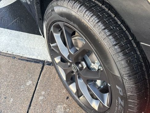 New 2026 Chrysler Pacifica Limited w/ S Appearance Package image 13