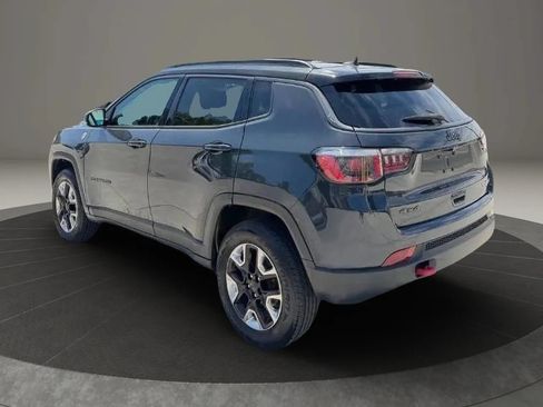 Used 2018 Jeep Compass Trailhawk w/ Cold Weather Group AWD/4WD image 4