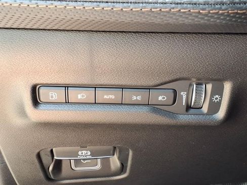 New 2026 Jeep Cherokee Limited AWD/4WD image 17