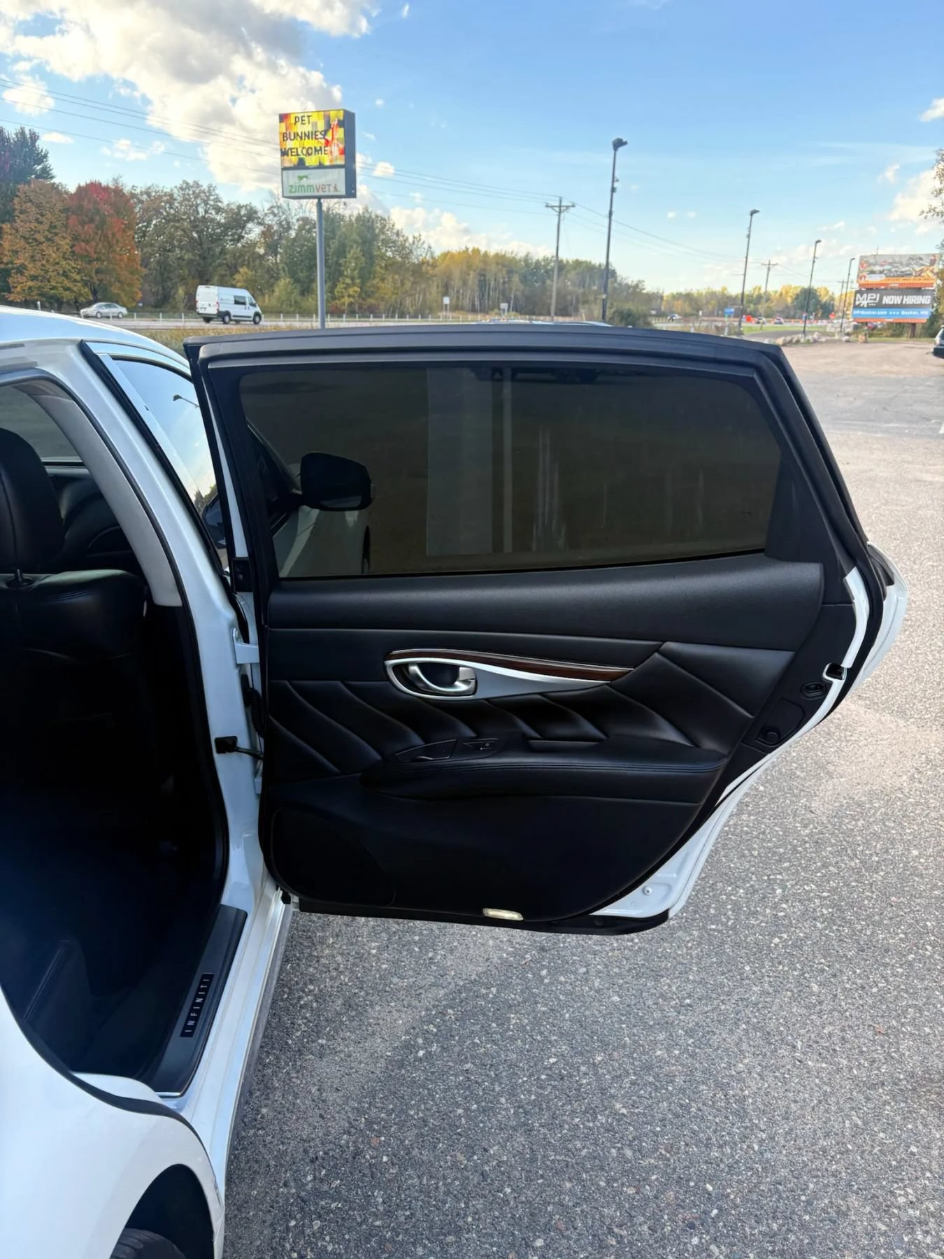 Used 2015 INFINITI Q70 L 3.7 AWD/4WD image 35